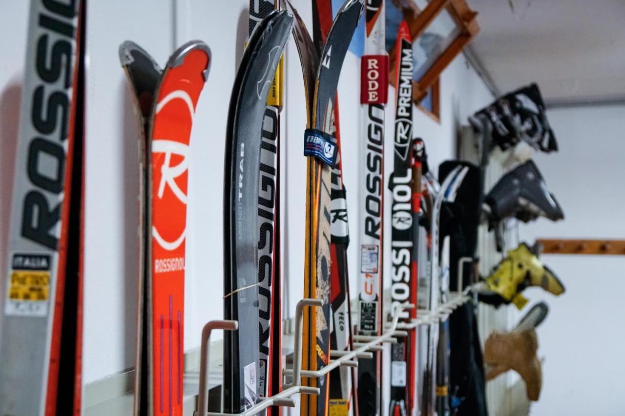 ホテル Meuble Sci Sport ボルミオ エクステリア 写真